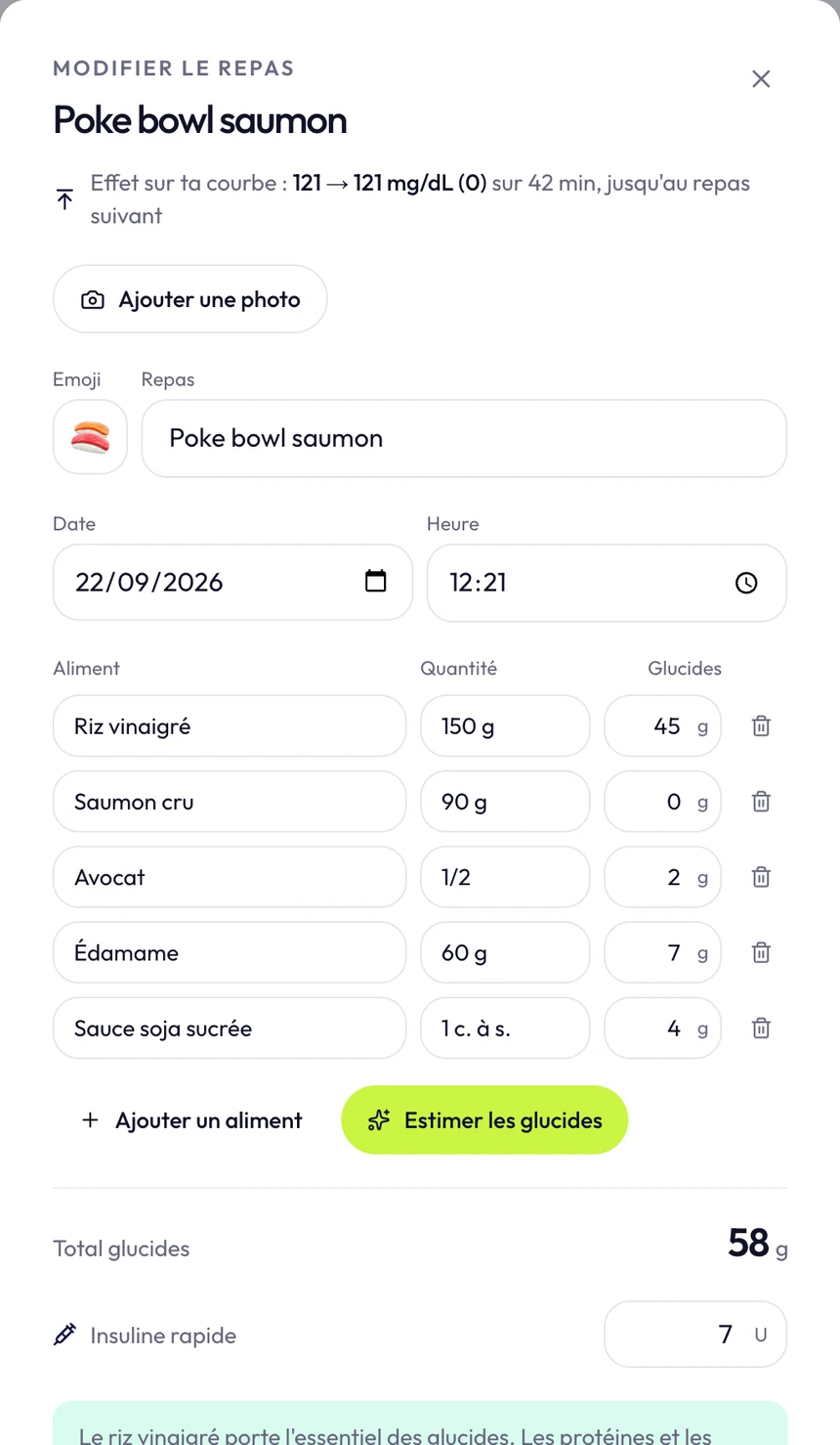 La fiche d'un repas photographié : riz vinaigré 150 g, saumon cru 90 g, avocat, édamame, sauce soja, et le total des glucides calculé par Gluna.
